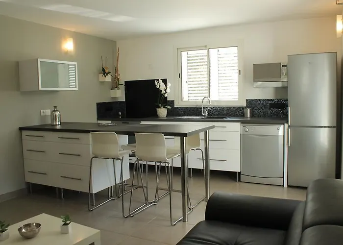 Valle Di Casa * סוטה